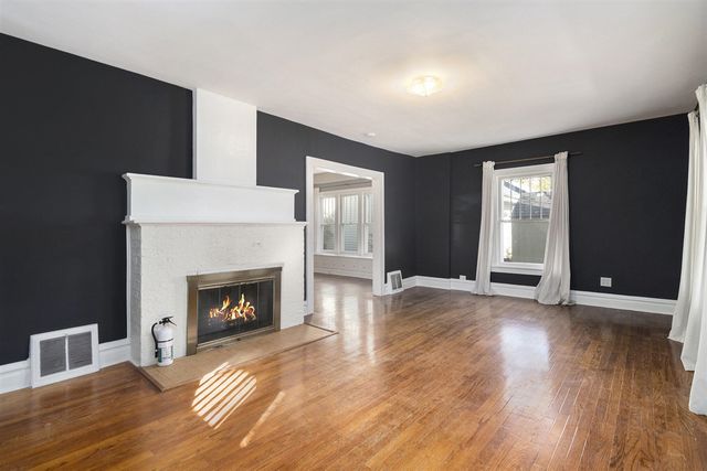 1914 Brentwood Avenue, Kalamazoo, MI 49008