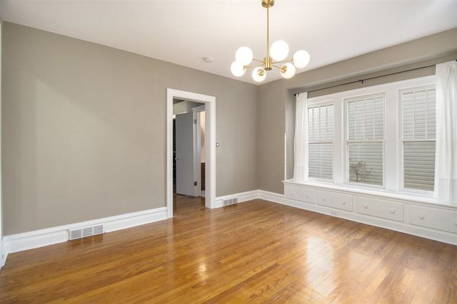 1914 Brentwood Avenue, Kalamazoo, MI 49008