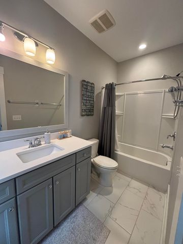 224 Oak Park Street, Summerville, SC 29486