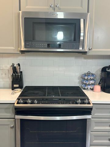224 Oak Park Street, Summerville, SC 29486