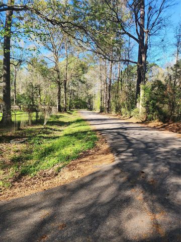 228 Holly Street, Huffman, TX 77336