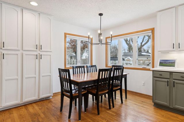 924 Marlboro Court NE, Spring Lake Park, MN 55432