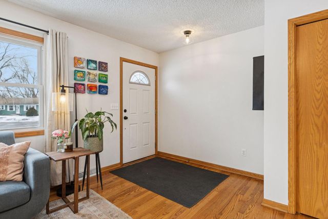 924 Marlboro Court NE, Spring Lake Park, MN 55432