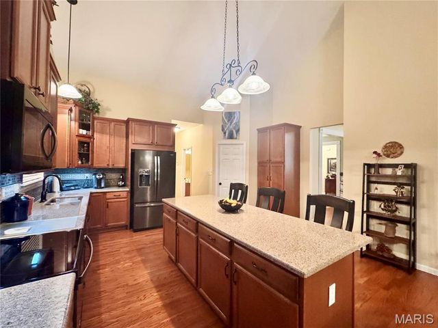 1140 Water View Lane, O'fallon, MO 63366