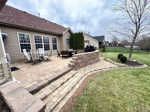 1140 Water View Lane, O'fallon, MO 63366