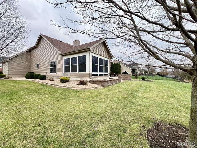 1140 Water View Lane, O'fallon, MO 63366