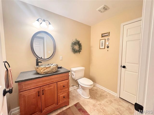 1140 Water View Lane, O'fallon, MO 63366