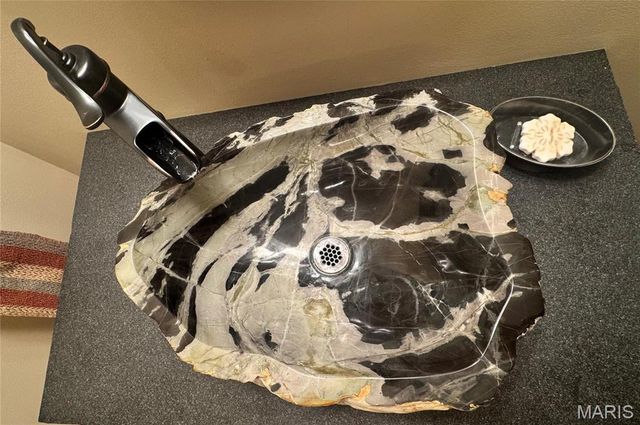 1140 Water View Lane, O'fallon, MO 63366