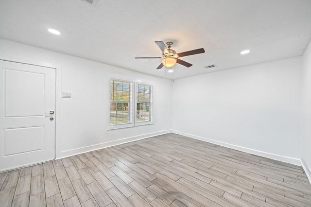 4611 Idaho Street, Houston, TX 77021