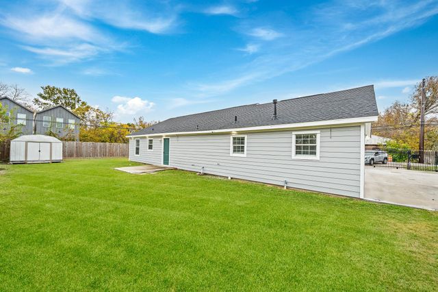 4611 Idaho Street, Houston, TX 77021