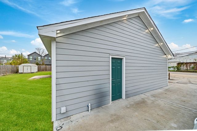 4611 Idaho Street, Houston, TX 77021