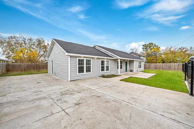 4611 Idaho Street, Houston, TX 77021