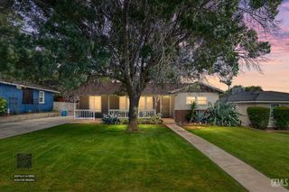 2617 College Avenue, Bakersfield, CA 93306