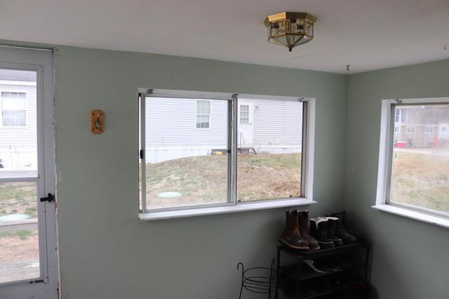 18 Woodlawn Drive, Allenstown, NH 03275