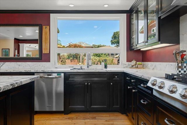 100 Mentel Avenue, Santa Cruz, CA 95062