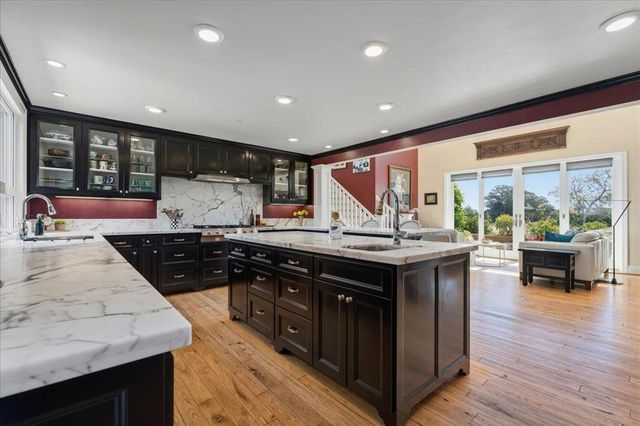 100 Mentel Avenue, Santa Cruz, CA 95062