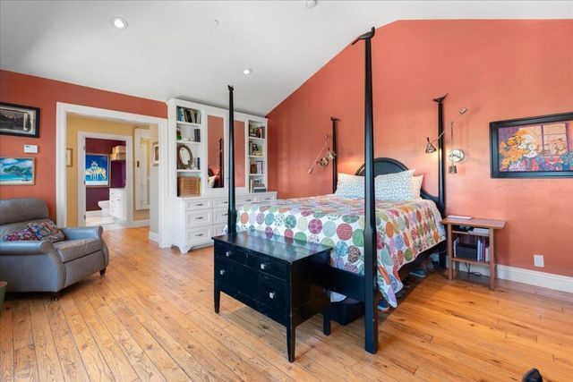 100 Mentel Avenue, Santa Cruz, CA 95062
