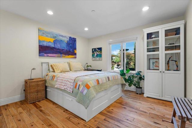 100 Mentel Avenue, Santa Cruz, CA 95062