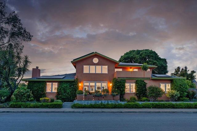 100 Mentel Avenue, Santa Cruz, CA 95062