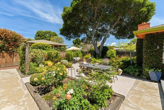 100 Mentel Avenue, Santa Cruz, CA 95062