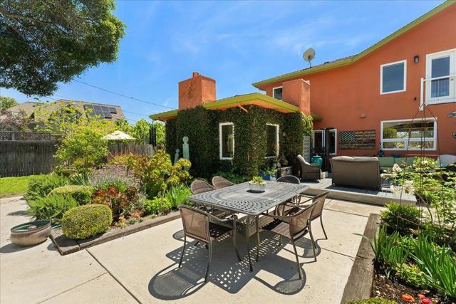 100 Mentel Avenue, Santa Cruz, CA 95062