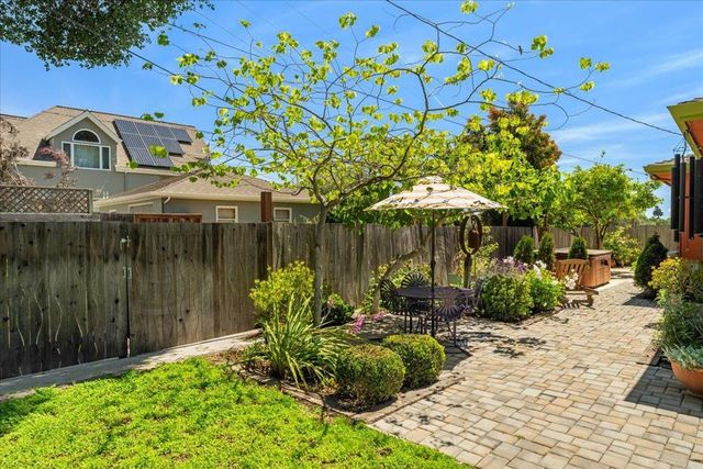 100 Mentel Avenue, Santa Cruz, CA 95062