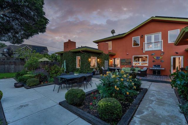 100 Mentel Avenue, Santa Cruz, CA 95062