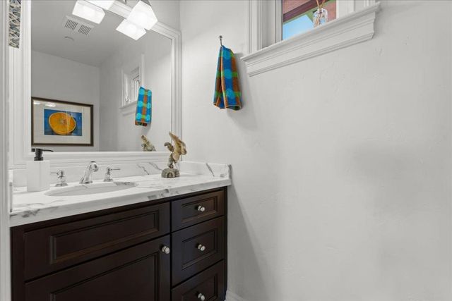 100 Mentel Avenue, Santa Cruz, CA 95062