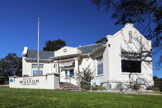 100 Mentel Avenue, Santa Cruz, CA 95062