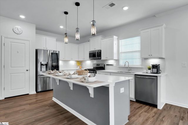 209 Grassy Creek Way, Pendleton, SC 29670