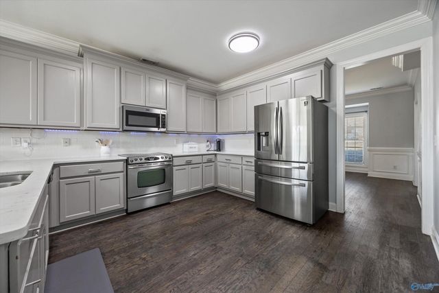 4861 Cove Valley Drive, Owens Cross Roads, AL 35763