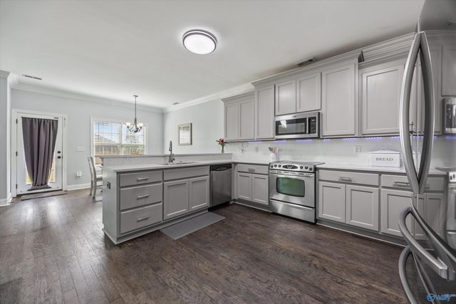 4861 Cove Valley Drive, Owens Cross Roads, AL 35763