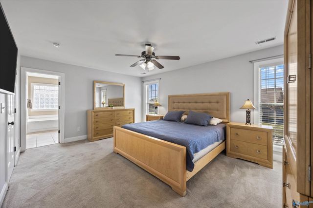 4861 Cove Valley Drive, Owens Cross Roads, AL 35763