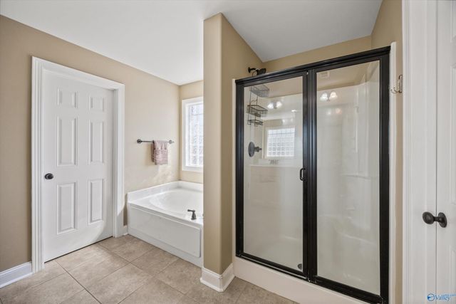 4861 Cove Valley Drive, Owens Cross Roads, AL 35763