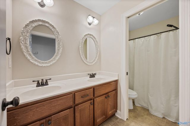 4861 Cove Valley Drive, Owens Cross Roads, AL 35763