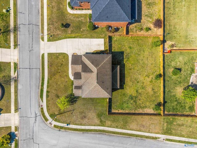 4861 Cove Valley Drive, Owens Cross Roads, AL 35763