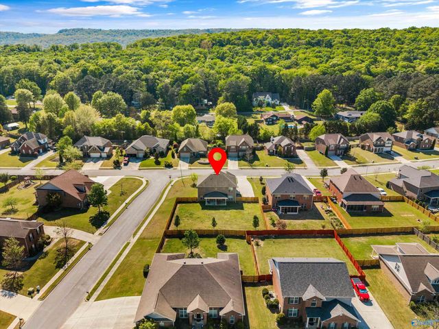 4861 Cove Valley Drive, Owens Cross Roads, AL 35763