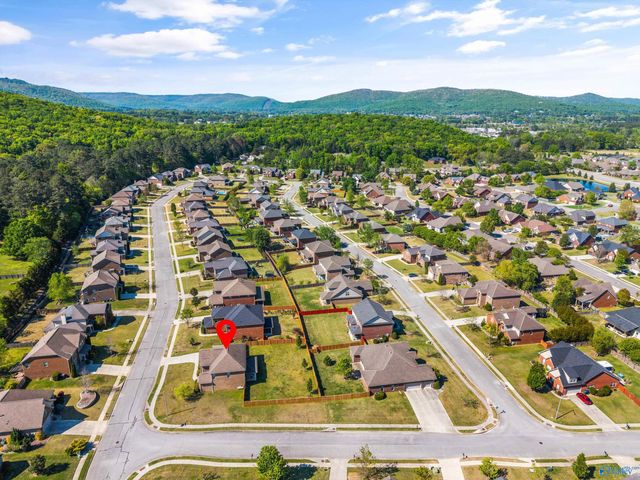 4861 Cove Valley Drive, Owens Cross Roads, AL 35763