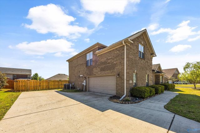 4861 Cove Valley Drive, Owens Cross Roads, AL 35763