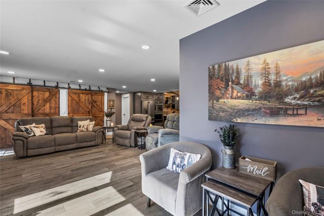 108 Sportsmen Street, Central Islip, NY 11722