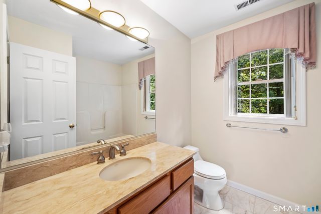 34 Fox Run Road, Portland, CT 06480