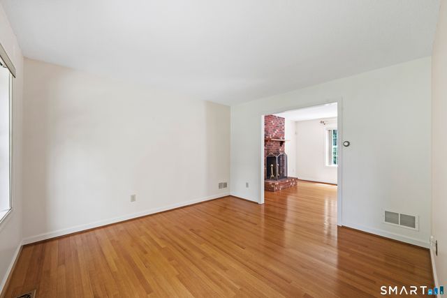 34 Fox Run Road, Portland, CT 06480