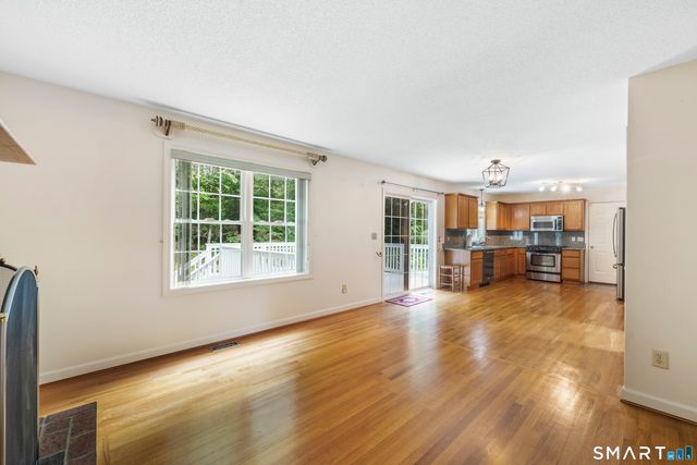 34 Fox Run Road, Portland, CT 06480