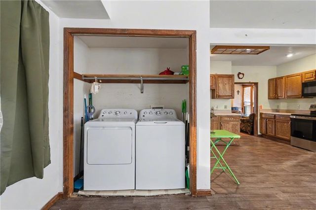 107 E Hale Street, Spring Hill, KS 66083