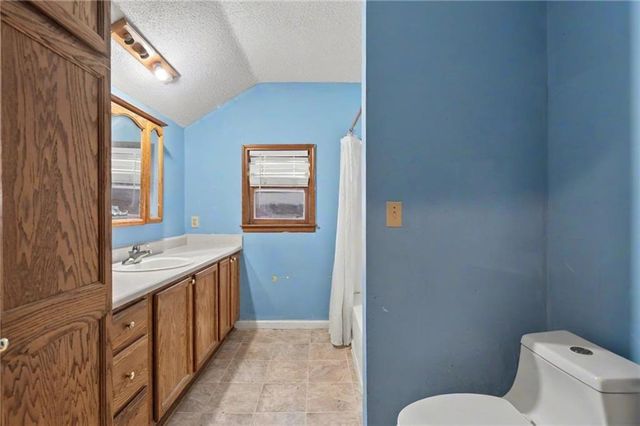 107 E Hale Street, Spring Hill, KS 66083