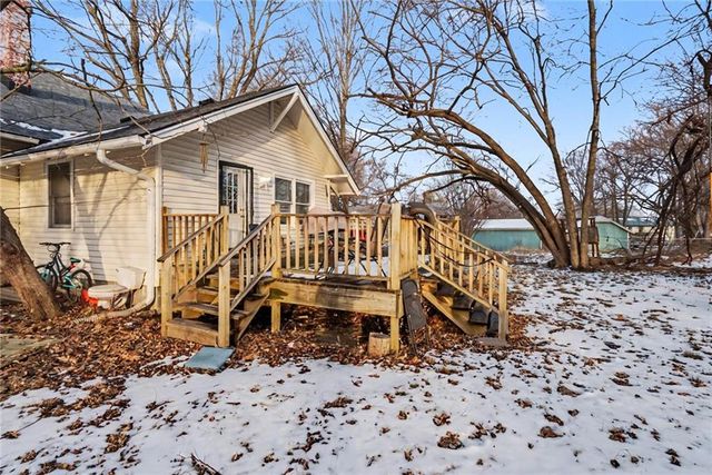 107 E Hale Street, Spring Hill, KS 66083