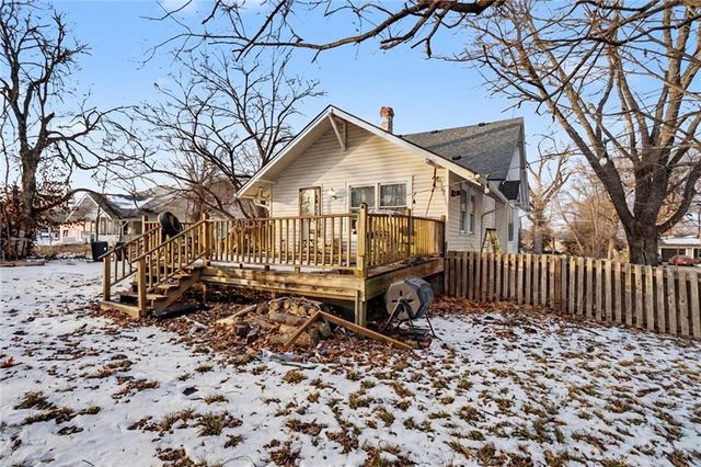 107 E Hale Street, Spring Hill, KS 66083