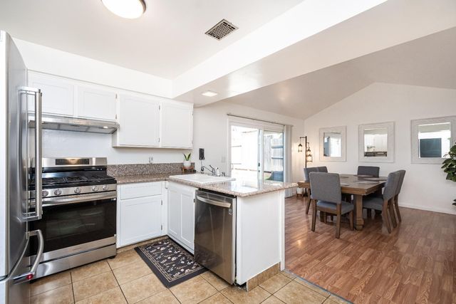 7279 Meath Way, North Highlands, CA 95660