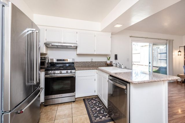 7279 Meath Way, North Highlands, CA 95660