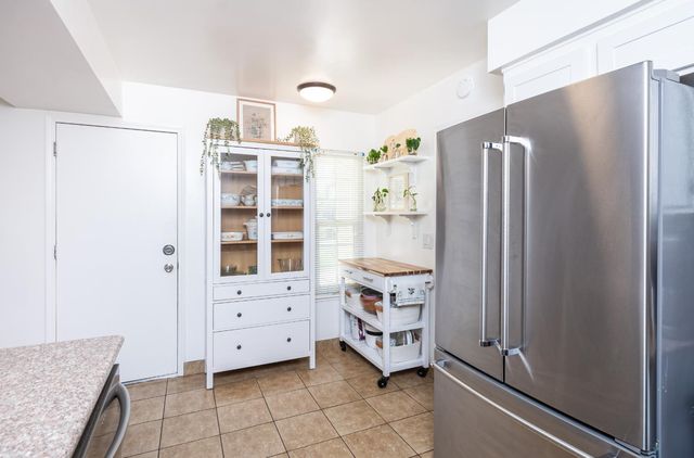 7279 Meath Way, North Highlands, CA 95660